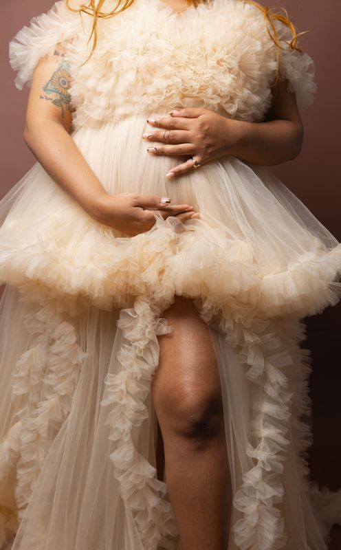 Maternity photography by Swavey Shots